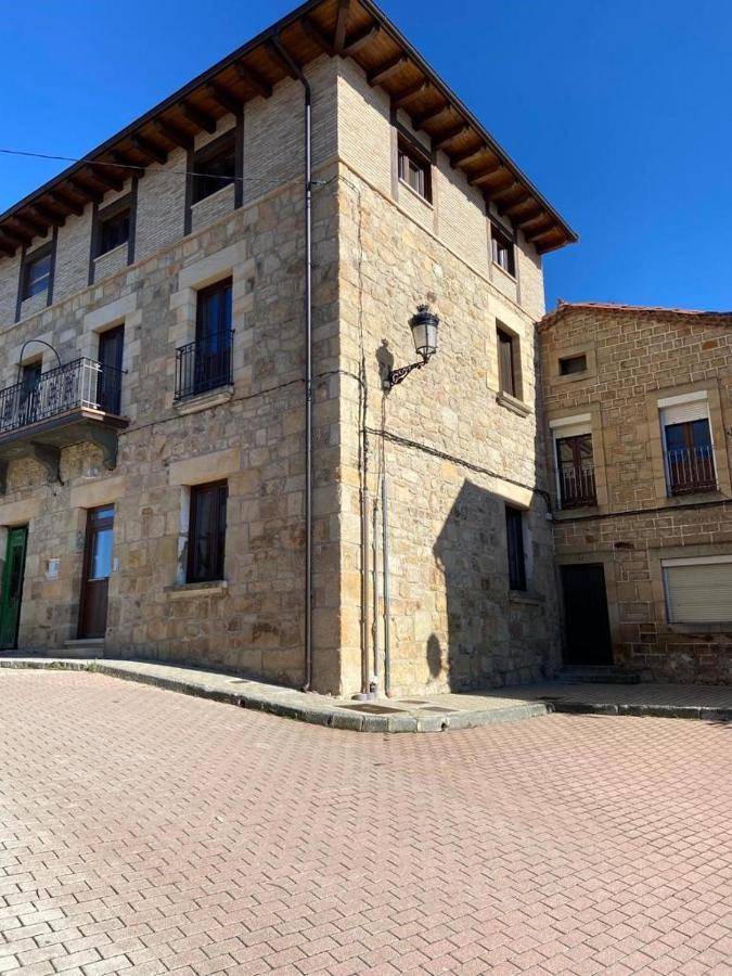 Apartamentos Rurales La Plaza 2 Duruelo de la Sierra Zewnętrze zdjęcie