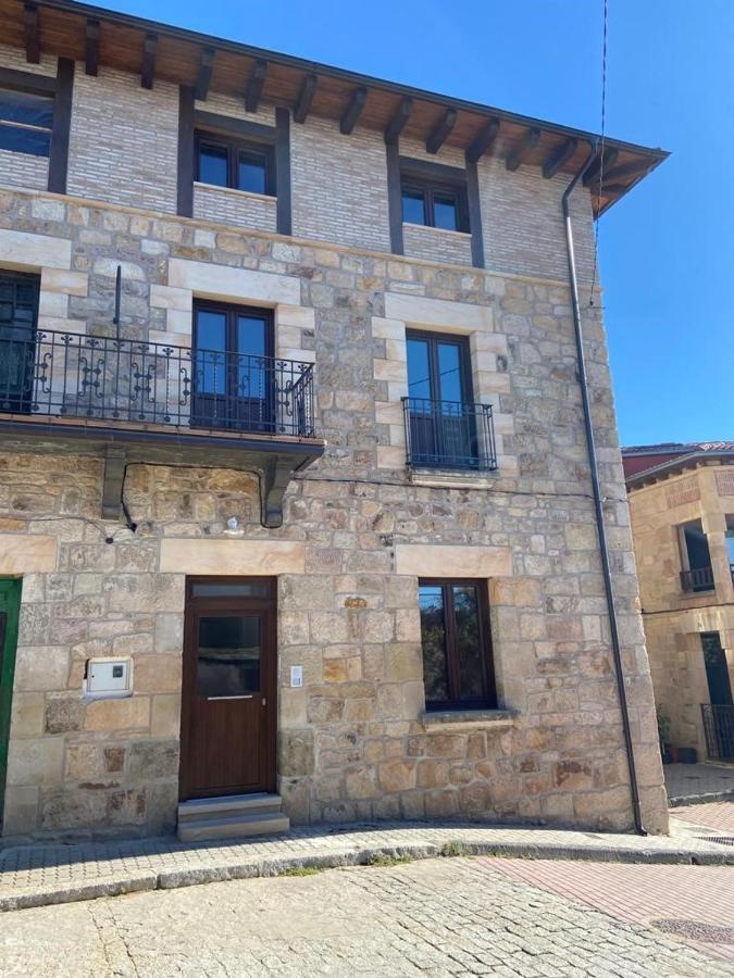 Apartamentos Rurales La Plaza 2 Duruelo de la Sierra Zewnętrze zdjęcie