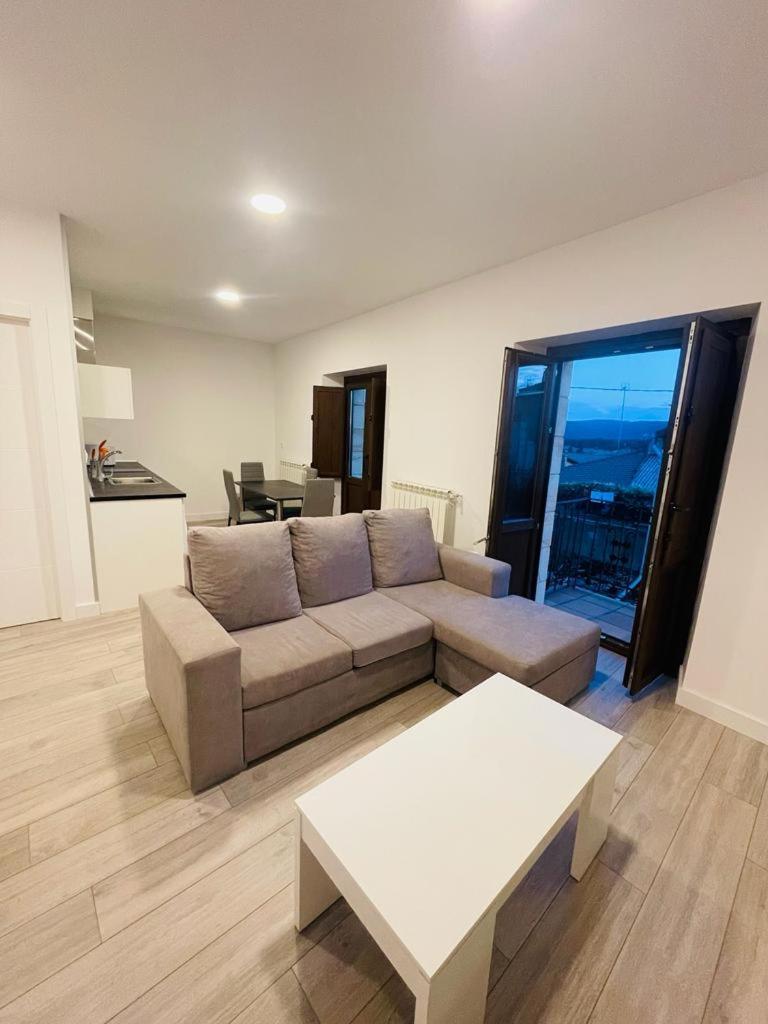 Apartamentos Rurales La Plaza 2 Duruelo de la Sierra Zewnętrze zdjęcie