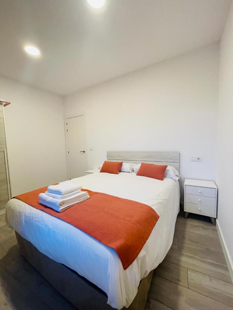 Apartamentos Rurales La Plaza 2 Duruelo de la Sierra Zewnętrze zdjęcie